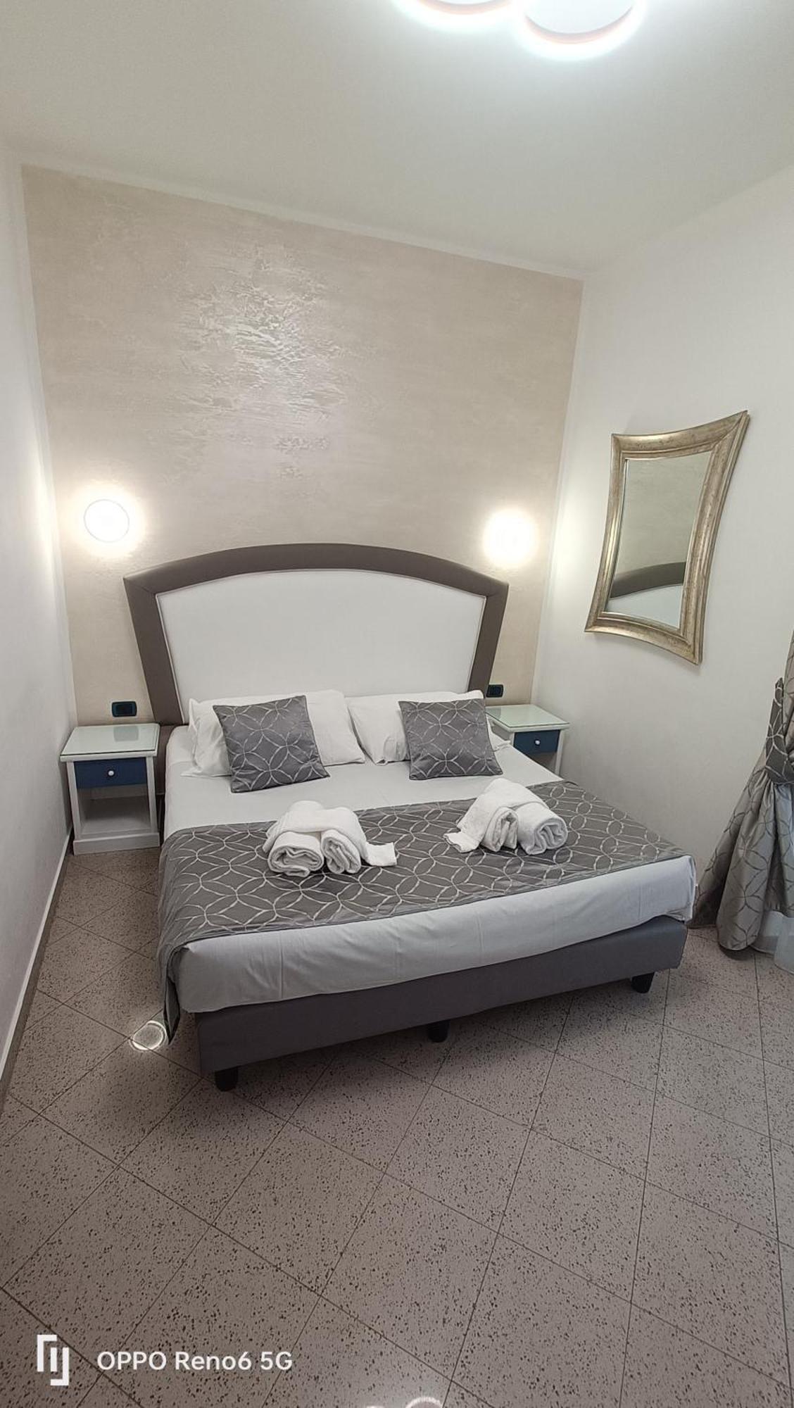 House 4 Mori Hotell Roma Eksteriør bilde