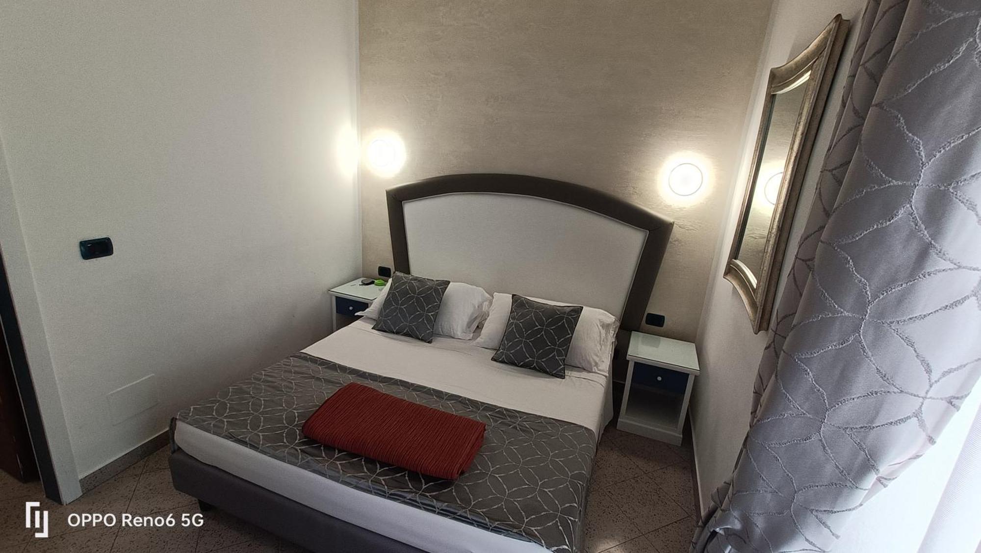 House 4 Mori Hotell Roma Eksteriør bilde