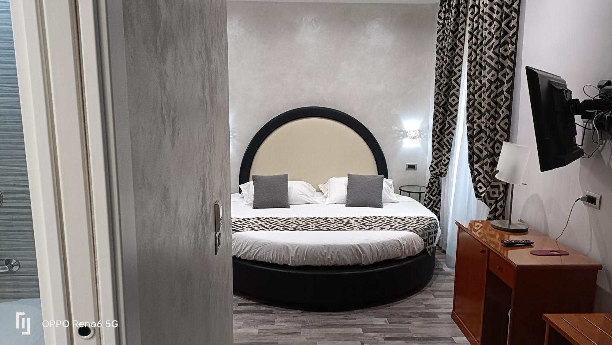 House 4 Mori Hotell Roma Eksteriør bilde