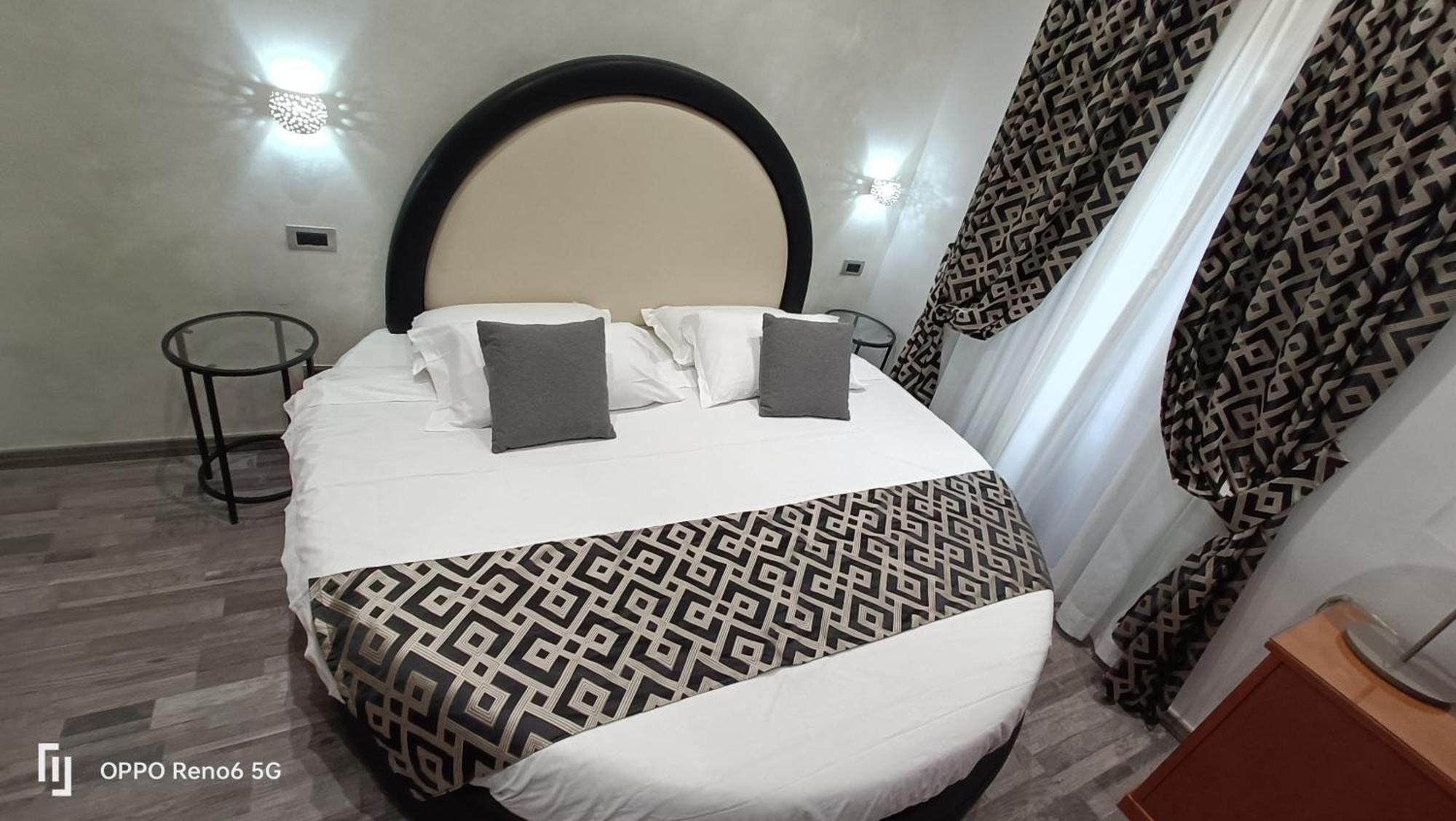 House 4 Mori Hotell Roma Eksteriør bilde