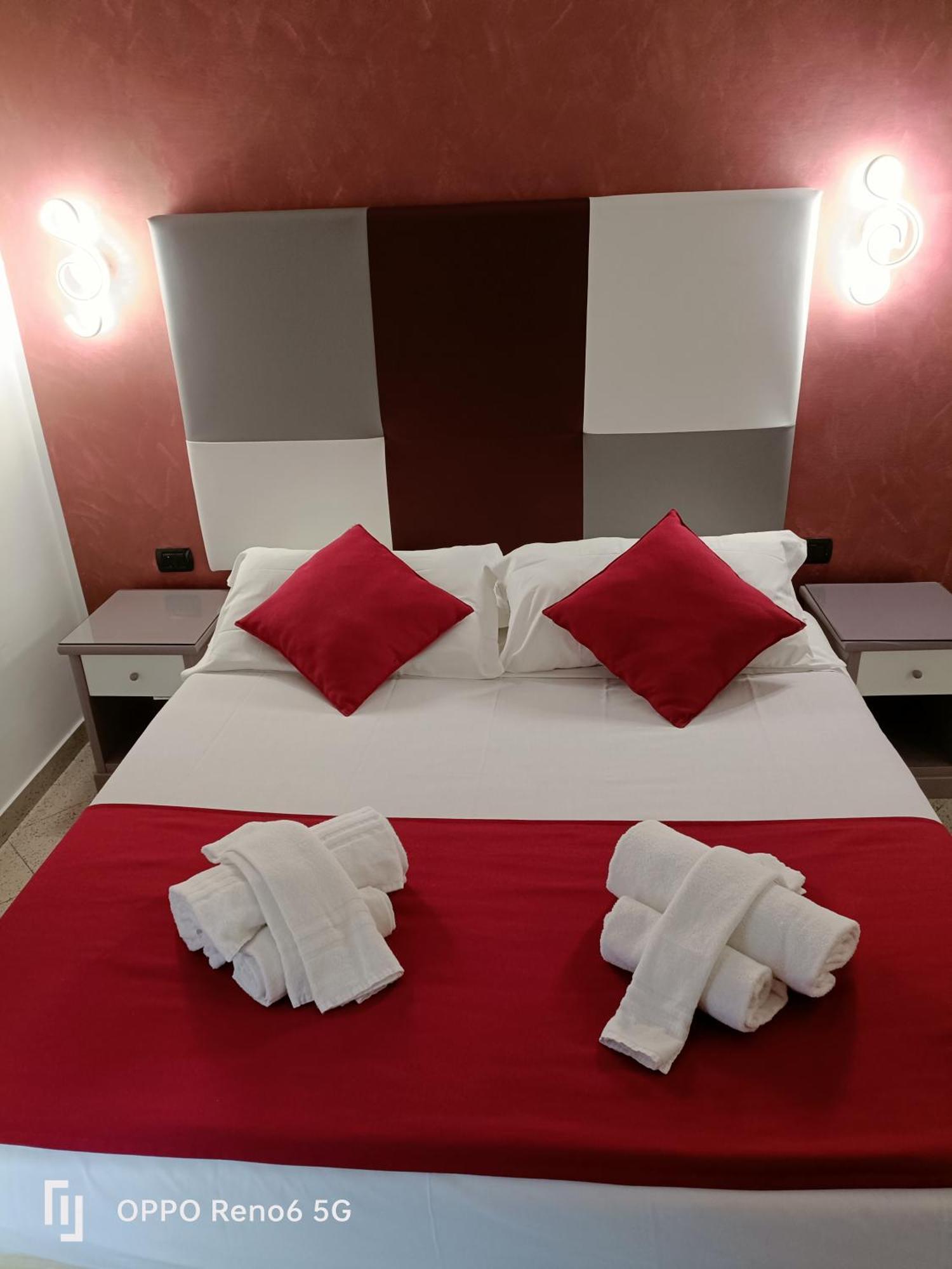 House 4 Mori Hotell Roma Eksteriør bilde