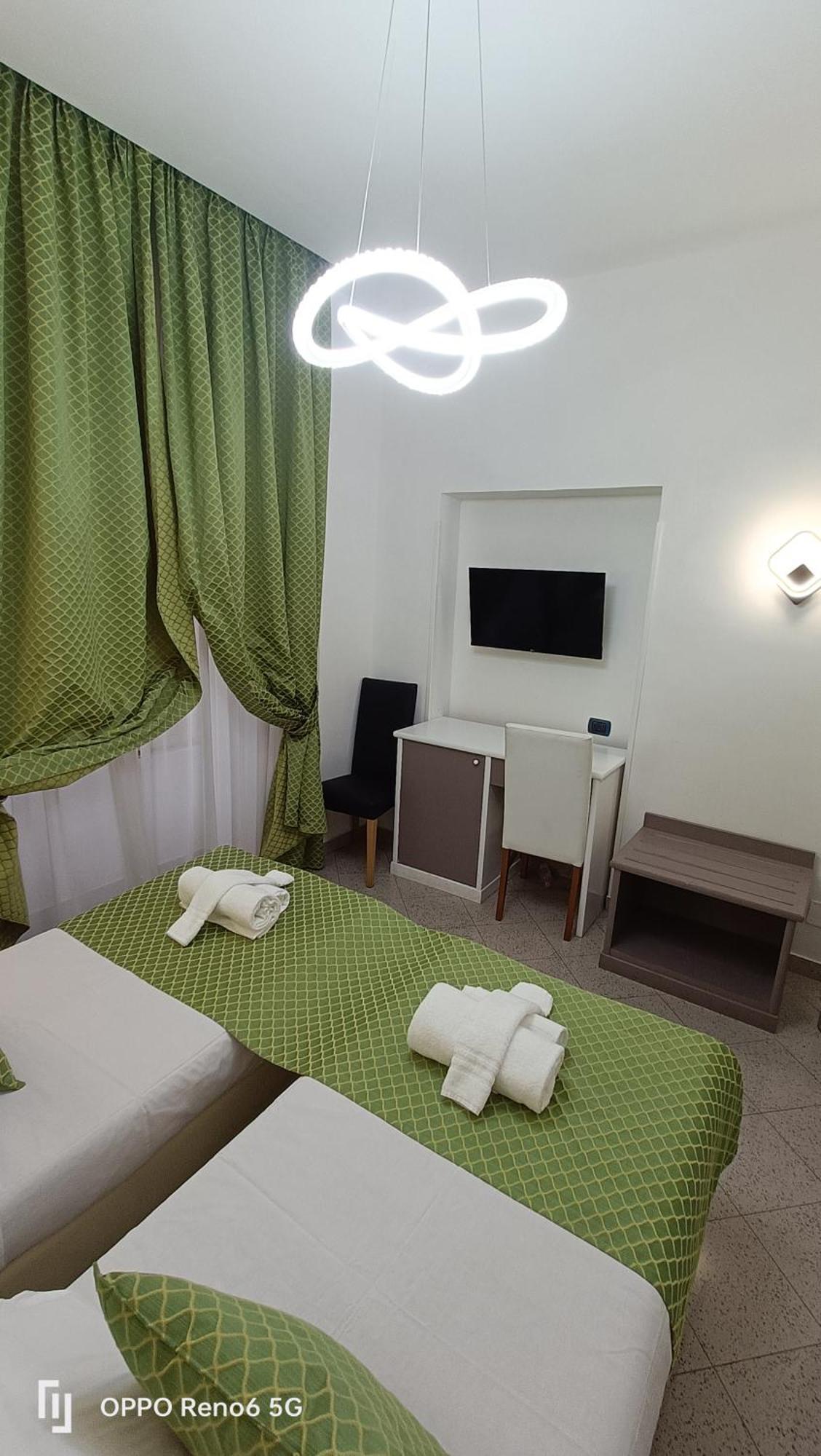 House 4 Mori Hotell Roma Eksteriør bilde