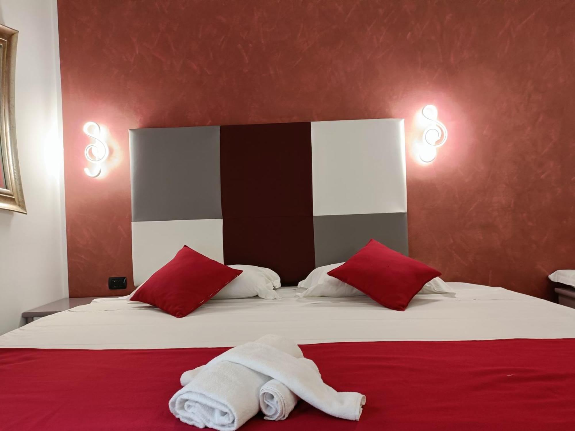 House 4 Mori Hotell Roma Eksteriør bilde