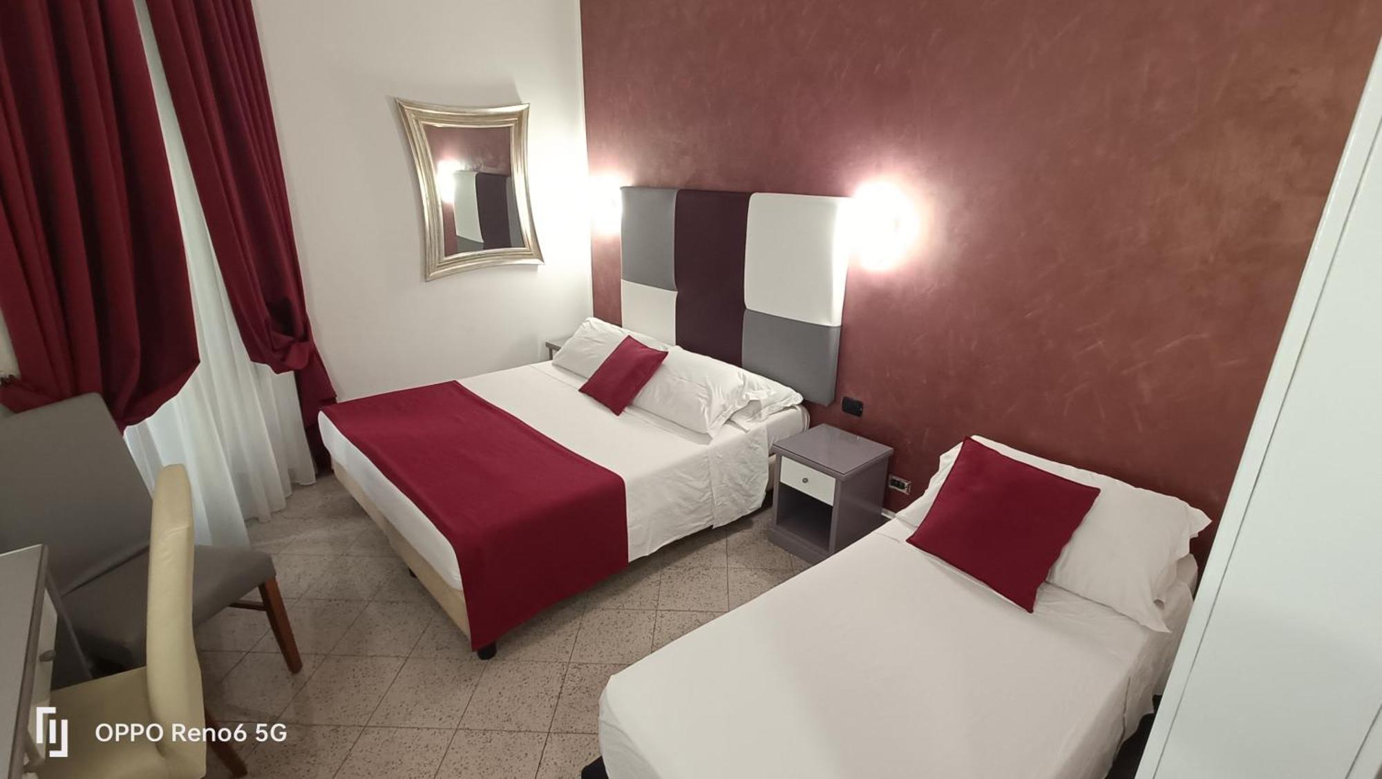 House 4 Mori Hotell Roma Eksteriør bilde